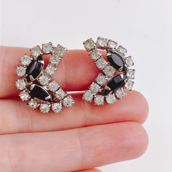 VTG Mid Century Clip On Earrings Rhinestone Crescent Silver Tone 1950s 1960s - Picture 12 of 12